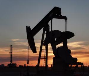 Oil rises as US-Iran tension escalates after Iraq strikes, missile attack