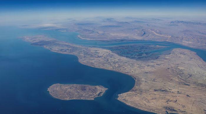 Iran says deal on Strait of Hormuz close but not enough to open the waterway