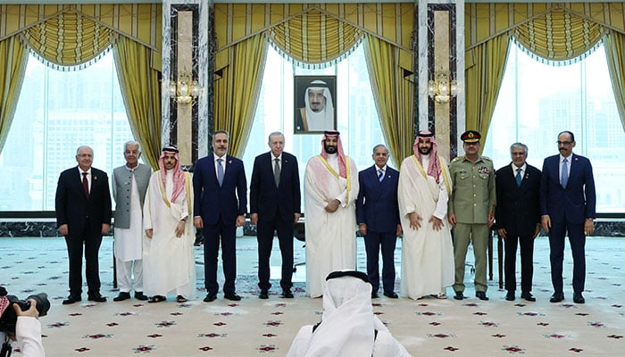 Turkish President Tayyip Erdogan, Saudi Crown Prince Mohammed bin Salman and Pakistans Prime Minister Shehbaz Sharif, accompanied by their ministers of Foreign Affairs and Defence, pose after signing a joint defence agreement in Mecca, Saudi Arabia, August 7, 2026. — Reuters