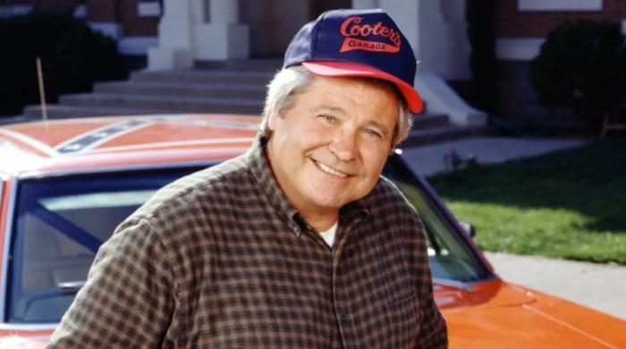 Ben Jones, Dukes of Hazzard's Cooter, dies at 84