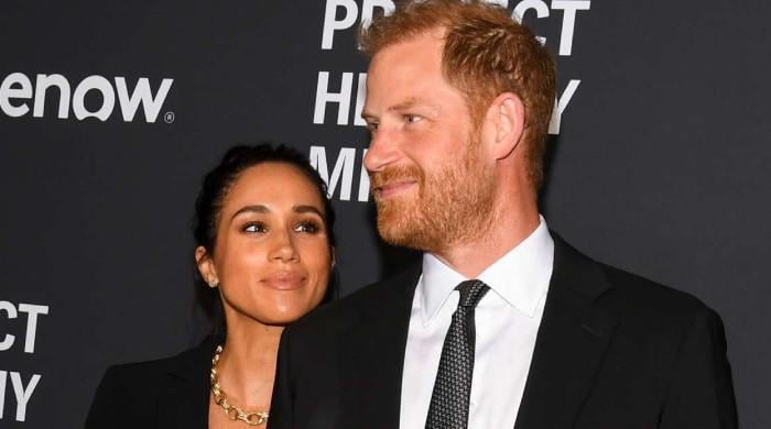 Meghan puts Prince Harry marriage in negative light with bombshell move