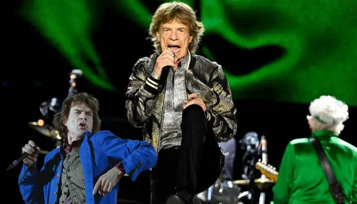 Mick Jagger Proves Age is Just a Number with Electrifying Dance Moves
