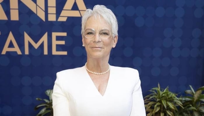 Jamie Lee Curtis addresses viral new girl comments