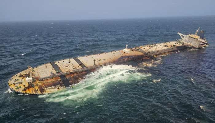 Gulf Oil Spills: A Looming Environmental Disaster Amid Rising Tensions