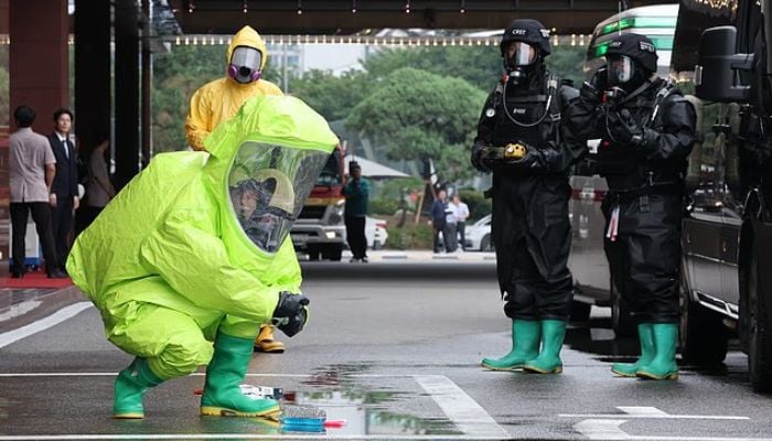 AI could help terrorists build bioweapons: Researchers raise alarm