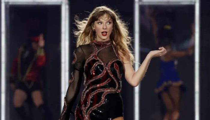 Taylor Swift reflects on 'Reputation' comeback after sudden disappearance