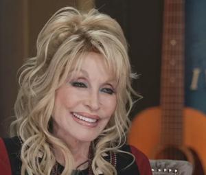 Dolly Parton dies at age 80 just days after sharing health update