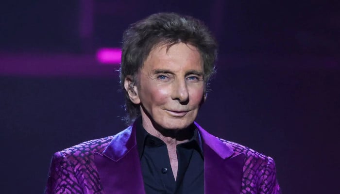 Barry Manilow announces touring break after 'pushing a little too hard'