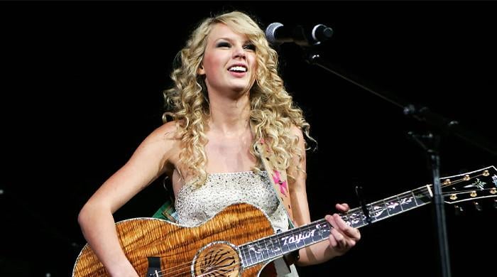 Taylor Swift sparks frenzy for 'Debut' announcement with new numerical hint