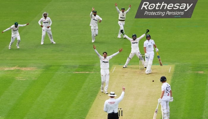 Pacers share eight wickets as Pakistan bowl out England for 290 in Lords Test