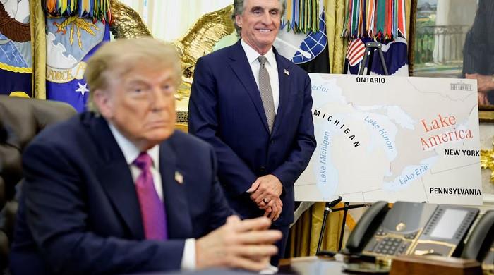 Trump renames Lake Ontario 'Lake America', floats new names for Atlantic, Pacific