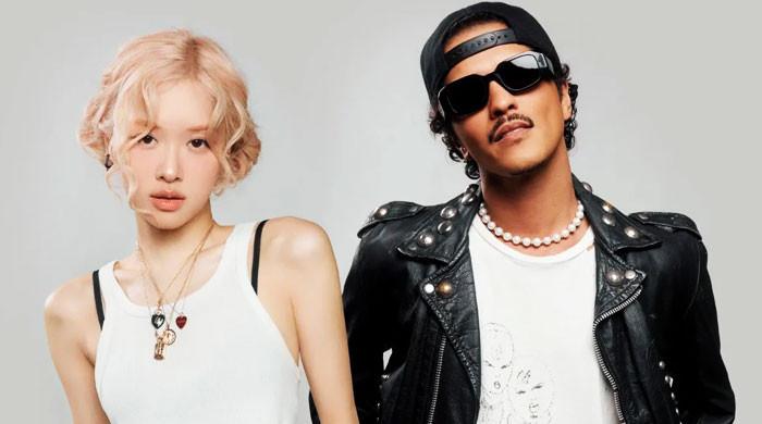 Bruno Mars teases ‘APT.' reunion with Blackpink Rose