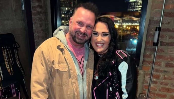 Garth Brookss daughter Allie Colleen faces backlash over Dolly Parton tribute