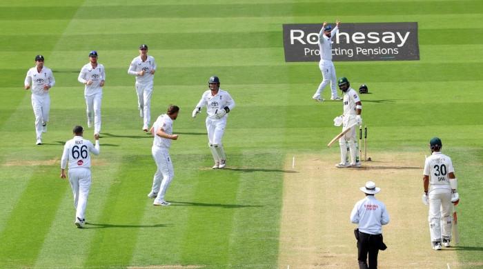 Second Test: England beat Pakistan at Lord's to claim three-match series
