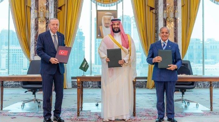 Pakistan, Saudi Arabia and Turkiye to hold first defence pact meeting tomorrow: source