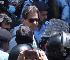 Govt snubs 'misleading' foreign media news on Imran's well-being, prison conditions