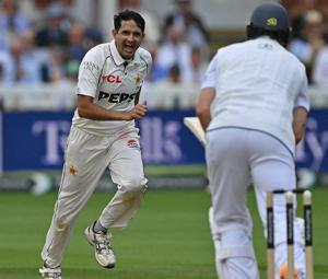 Lord's Test: England set Pakistan 389 to win after Abbas' five-wicket haul