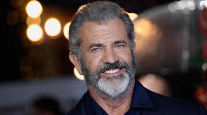Mel Gibson apologises for mocking deaf community