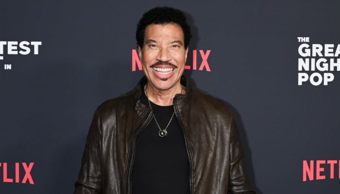 Lionel RIchie braves health scare, expeted to fly for home tomorrow