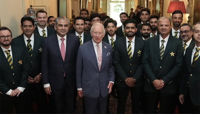 King Charles cheekily crowns Babar Azam the ‘real King