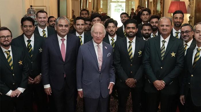 King Charles cheekily crowns Babar Azam the ‘real King'
