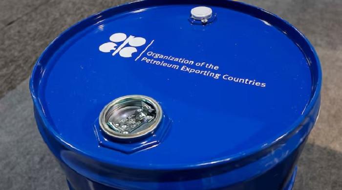 Oil edges lower as investors assess fallout from renewed US-Iran fighting