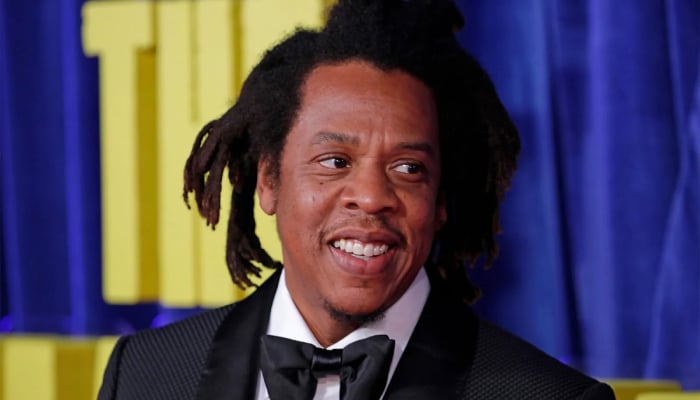 Jay-Z surprises fans with Lauryn Hill, Wyclef Jean appearance at tour