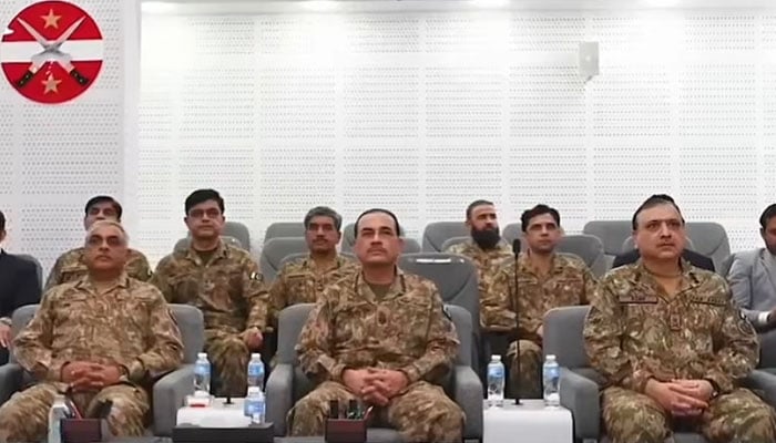 Chief of Defence Forces and Chief of Army Staff Field Marshal Asim Munir (second from left) receives a briefing on the prevailing security situation, operational preparedness and measures to maintain peace and stability in Balochistan during his visit to Quetta Garrison on September 5, 2026. — ISPR