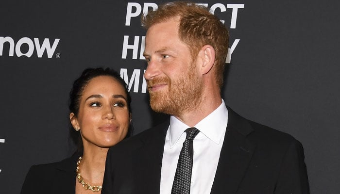 British press forced to issue statement on Harry, Meghan announcement