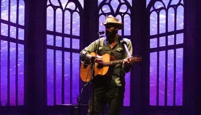 What happened to Ray LaMontage on stage in Nashville? What we know so far