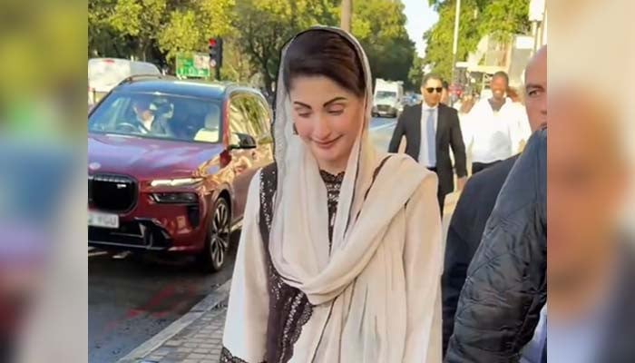 Maryam Nawaz celebrates youngest daughter Mahnoor Safdar's graduation in London