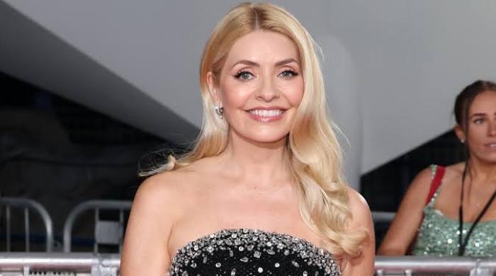 Holly Willoughby arrives late at NTAs as 'This Morning' gang celebrates victory