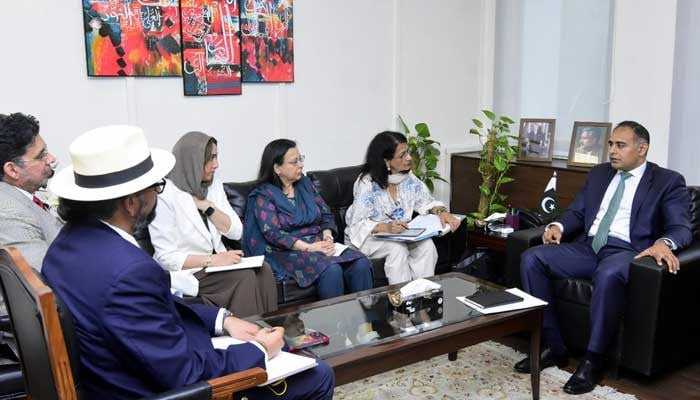 Gates Foundation pledges continued support for 'Cashless Pakistan Initiative"