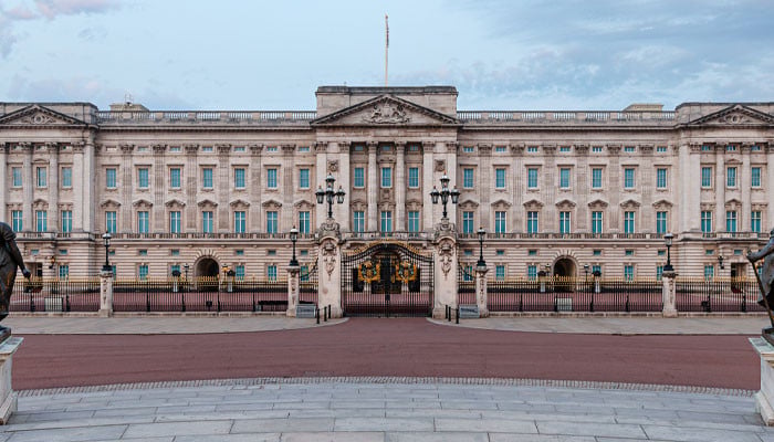 Buckingham Palace issues update as royal-Sussex feud escalates