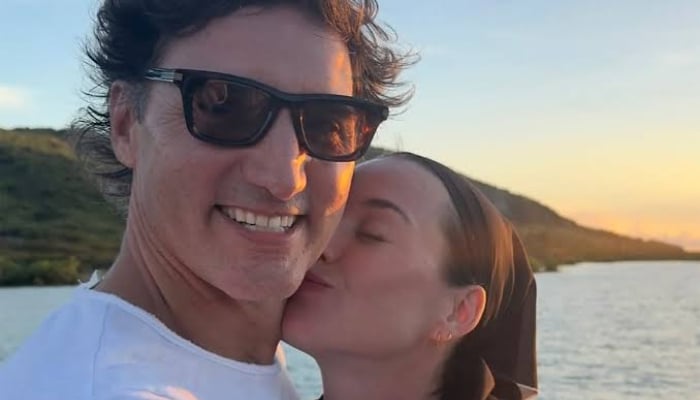 Katy Perry reveals surprising plan for her engagement ring