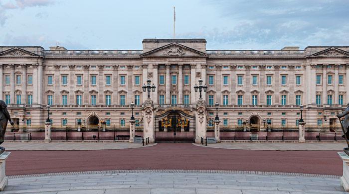Buckingham Palace issues update as royal-Sussex feud escalates