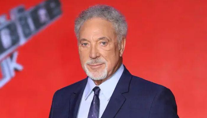 Tom Jones wins over ‘The Voice viewers before his exit