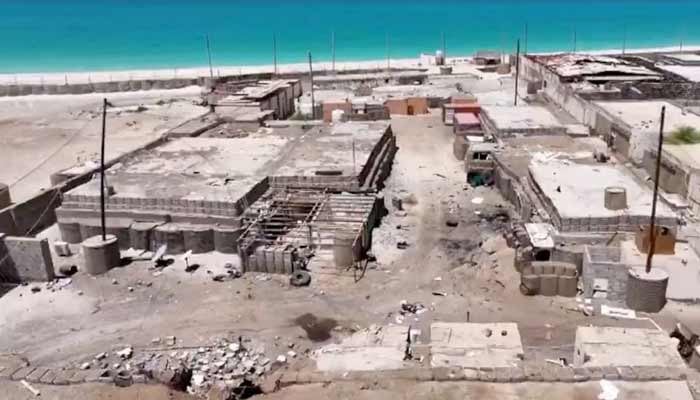 Gulf states cancel Iran meeting as Houthis attack Saudi Arabia