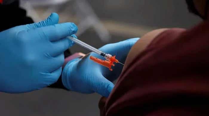 Deadline for Umrah pilgrims to obtain Nadra vaccination certificate extended till Sept 25