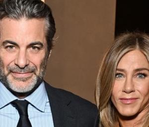 Jim Curtis reveals new details on romance with Jennifer Aniston 