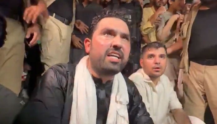 Khyber Pakhtunkhwa Chief Minister (CM) Sohail Afridi speaks to Pakistan Tehreek-e-Insaf workers in Lahore on September 14, 2026. — Screengrab from Geo News