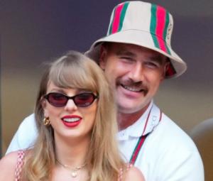 Taylor Swift gets wild over Travis Kelce's new achievement: Watch 
