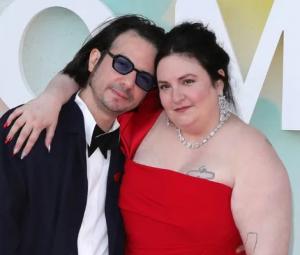 Lena Dunham becomes a mom after years of fertility struggles