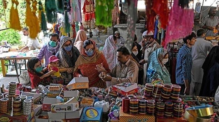 Govt orders shops and malls to close by 9pm under austerity drive