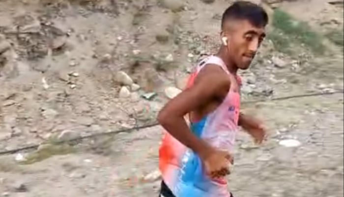 Government College University (GCU) Lahore student and Falcon Triathlon Club (FTC) member Faizan Ahmed. — Facebook@faizan.lakhani2/Screengrab
