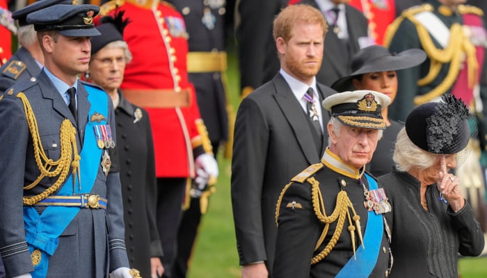 William, Harry uncle hurt King Charles with shocking admission about Queen