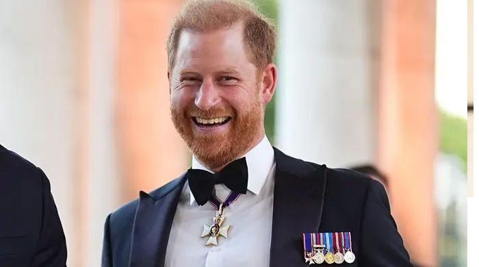 Prince Harry wipes away tear as he gives standing ovation to heroic Everest climber