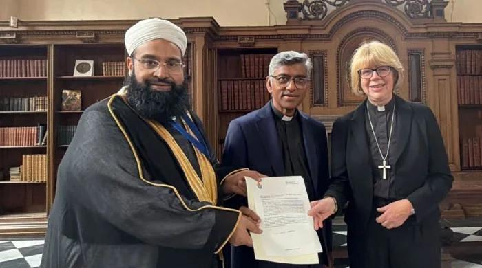 UK's Lambeth Palace withdraws Tahir Ashrafi award on same day over past bin Laden remarks