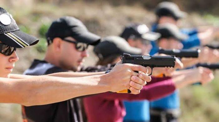 Trump's DOJ says adults under 21 have right to buy handguns: What changes now?