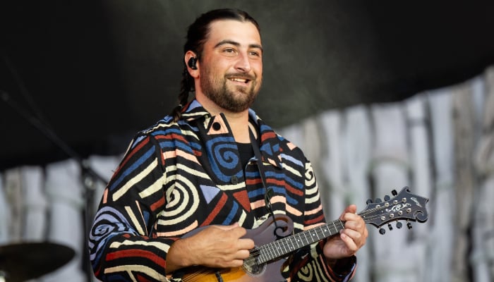 Noah Kahan sends fans wild with first glimpse into Hunger Games song